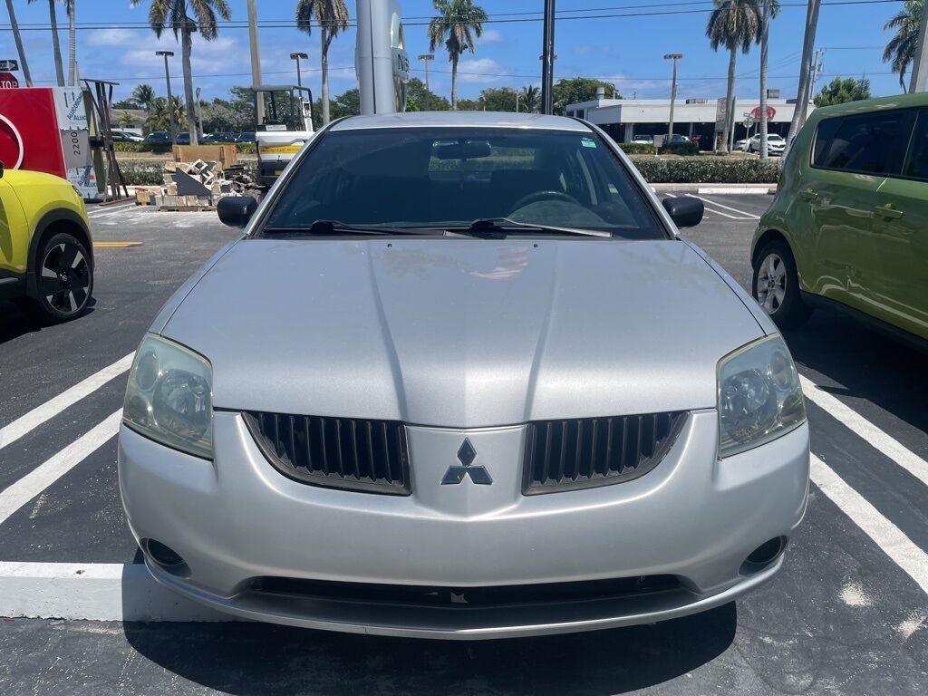 Mitsubishi Galant