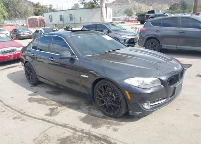 BMW 528i