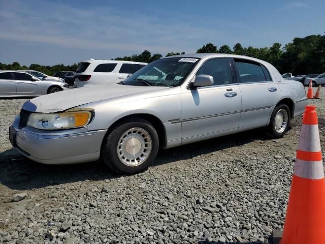 Lincoln Town Car