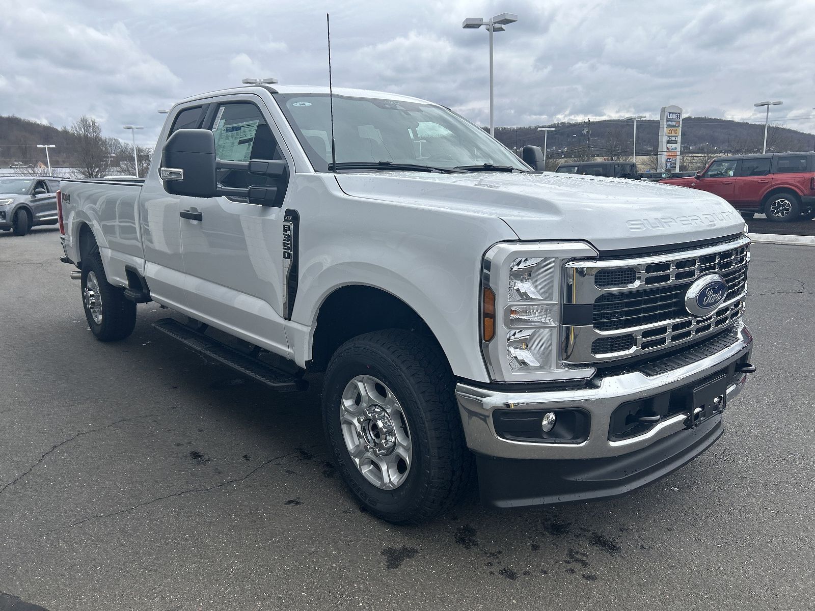 2025 FORD F-350