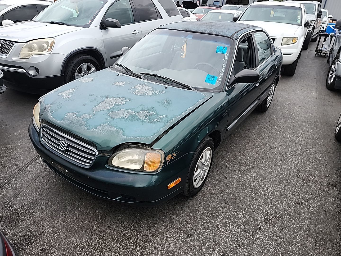 Suzuki Esteem