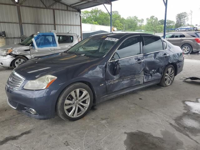 Infiniti M35