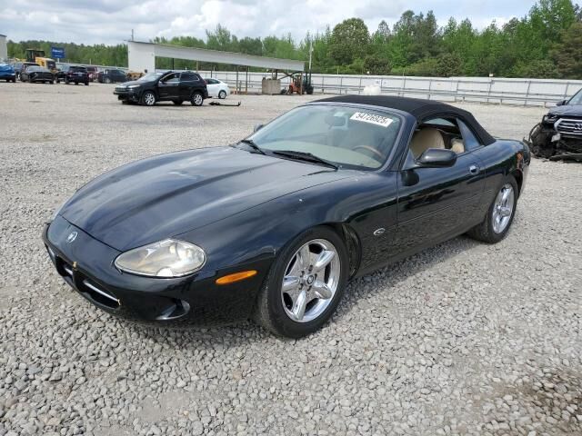 Jaguar XK8