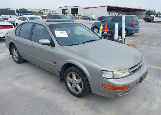 Nissan Maxima