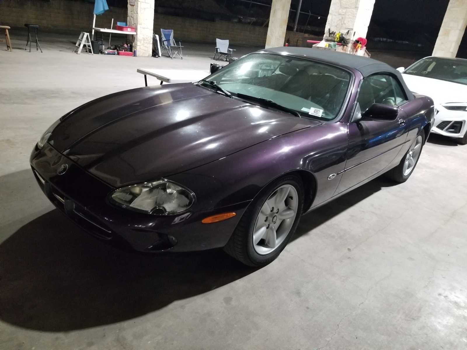 Jaguar XK8