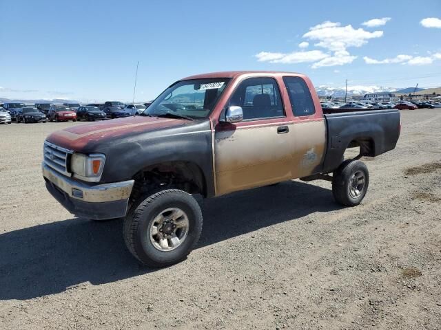 Toyota T100