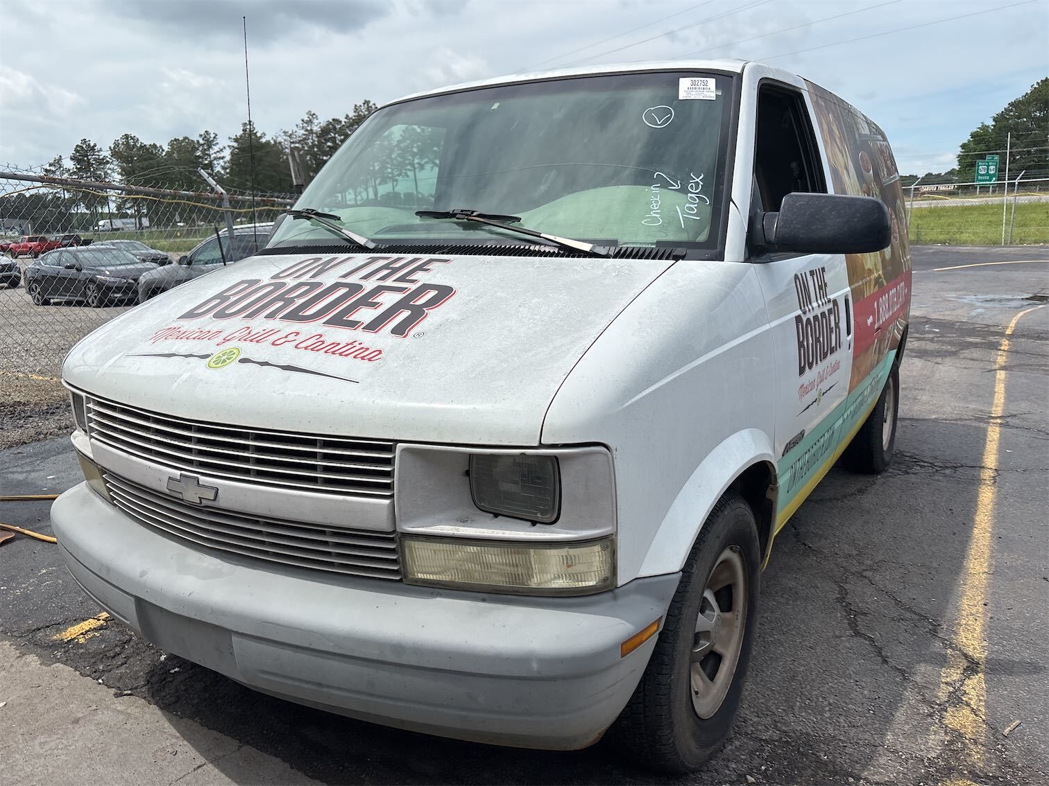 Chevrolet Astro Van