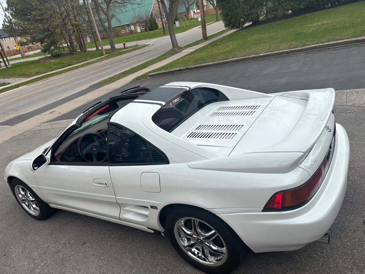 Toyota MR2