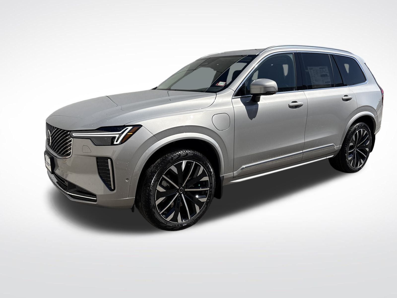 2025 VOLVO XC90