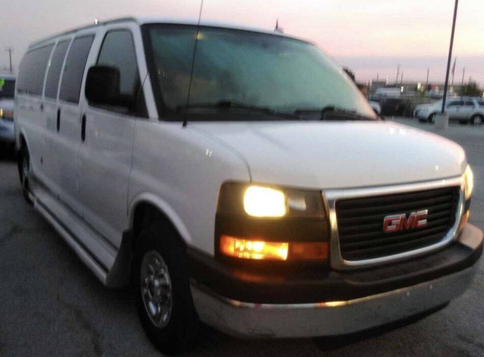 2014 GMC Savana
