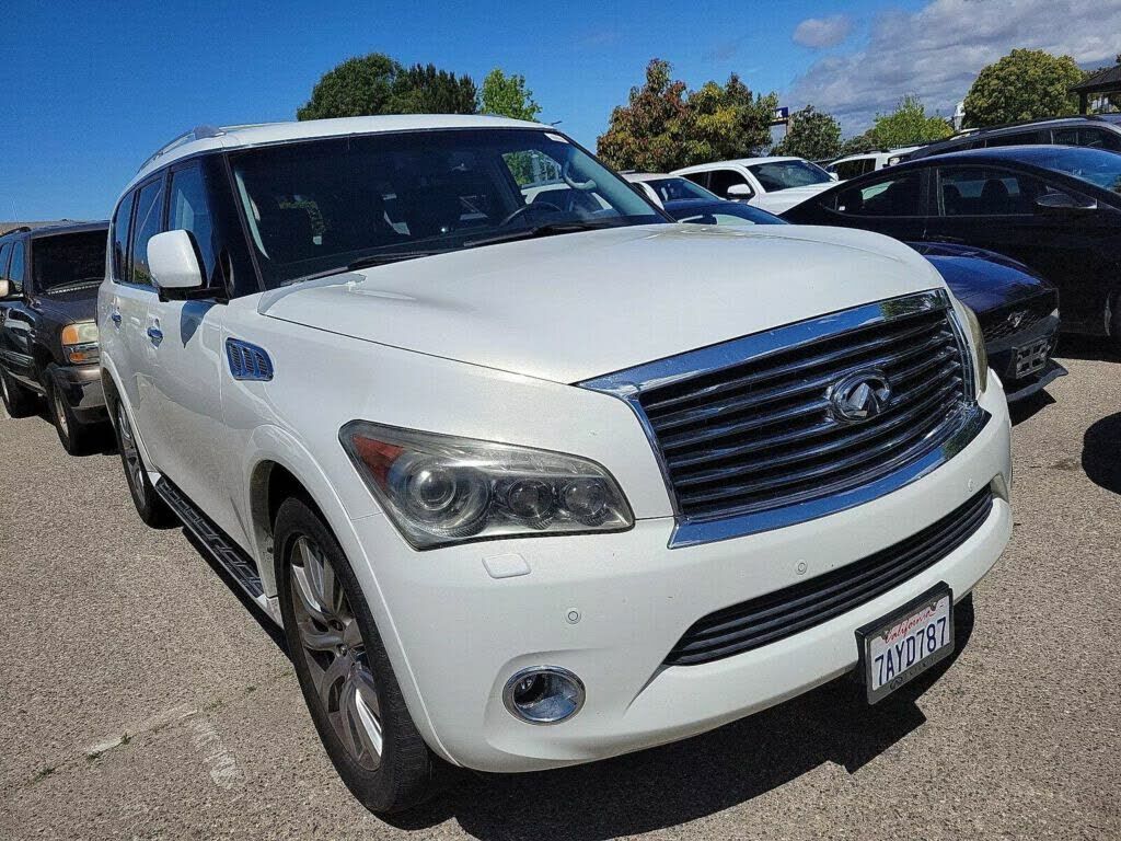 Infiniti QX56