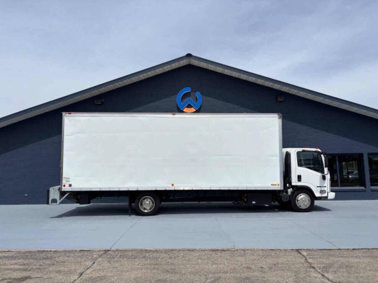 Isuzu NQR/NRR
