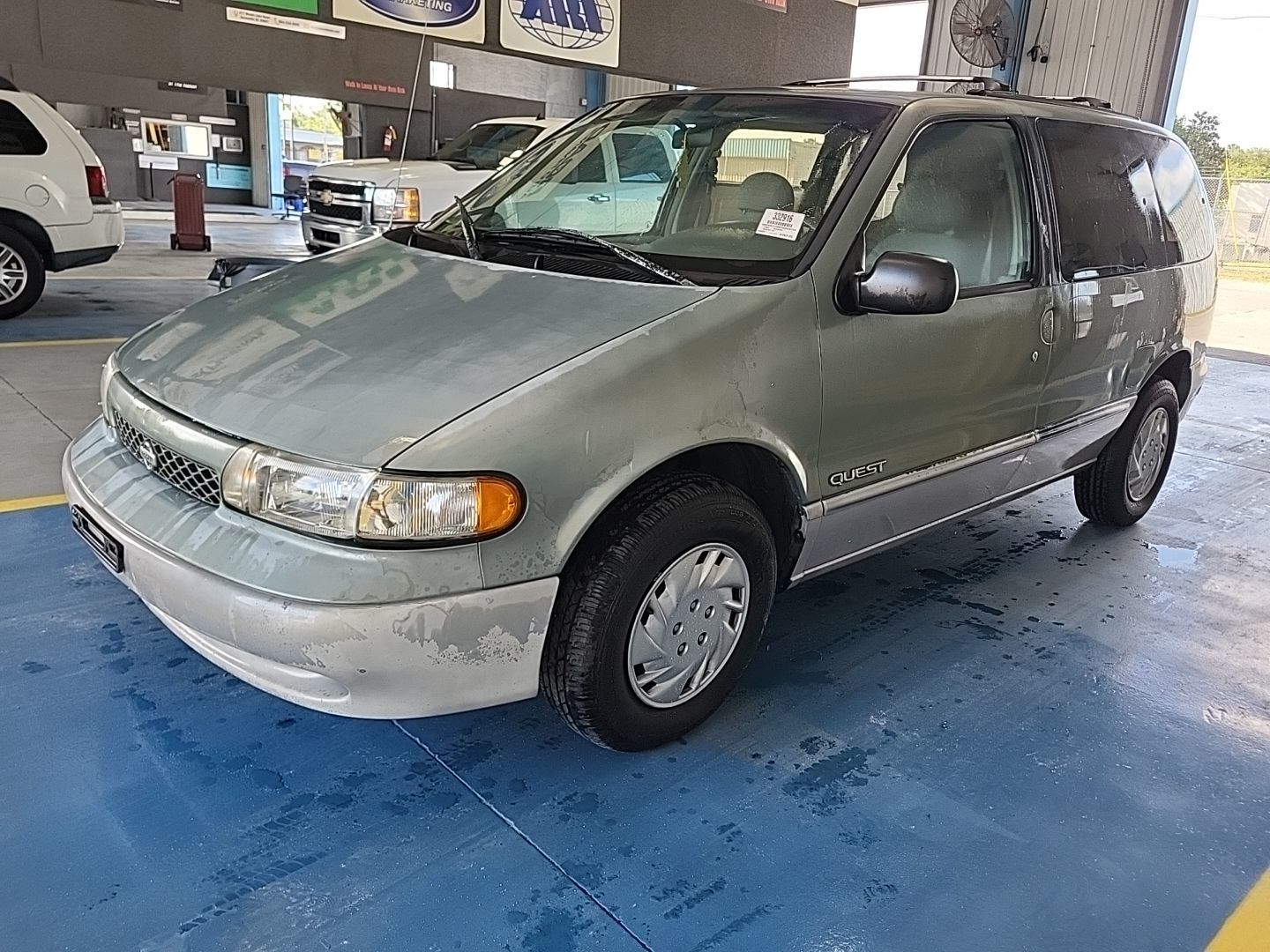 Nissan Quest