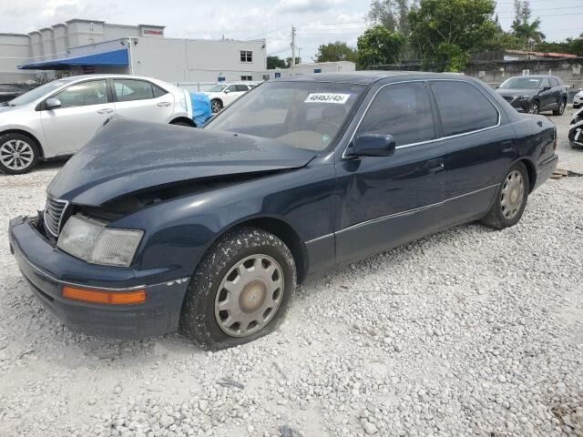 Lexus LS