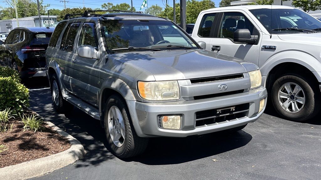 Infiniti QX4