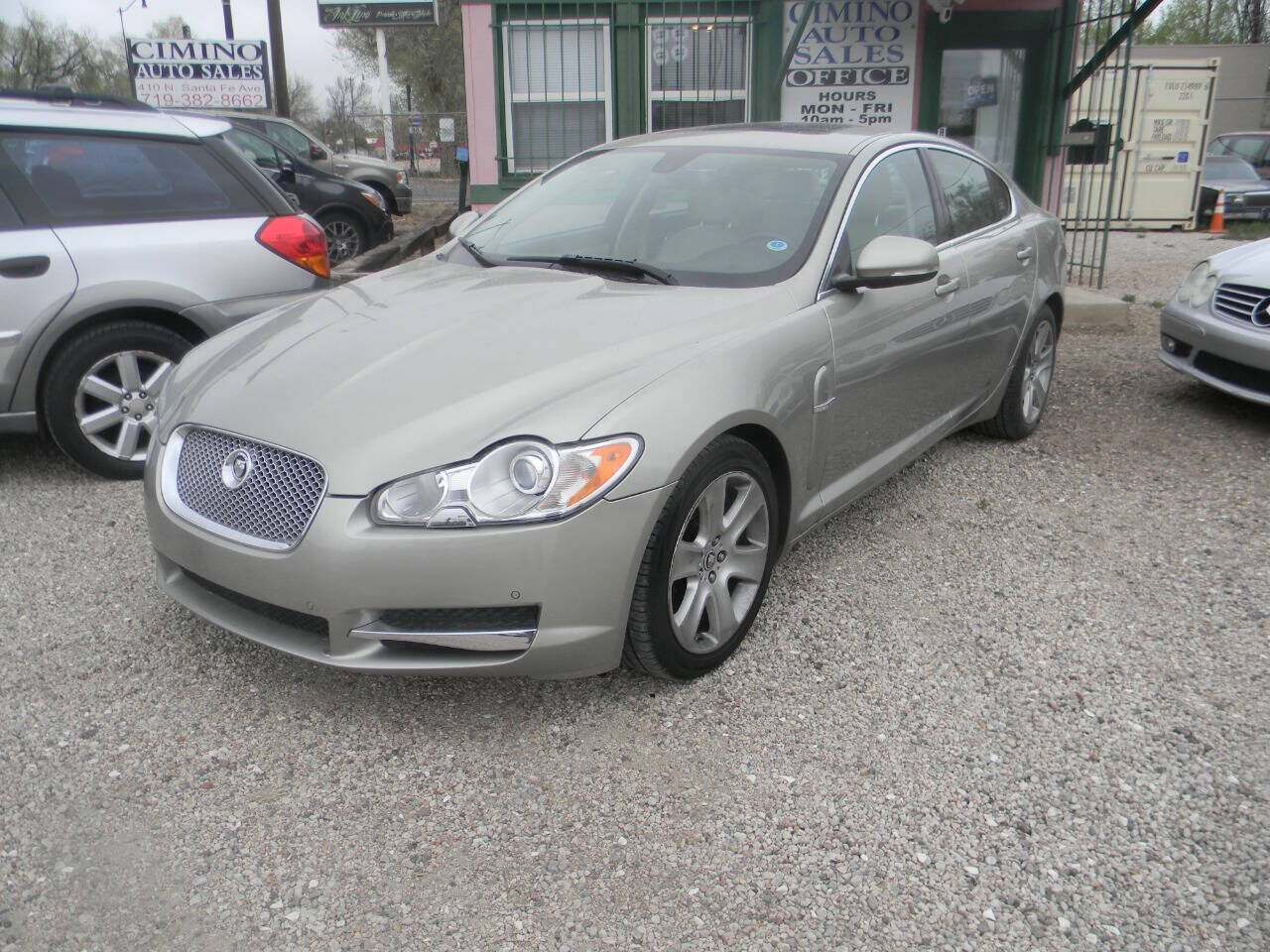 Jaguar XF