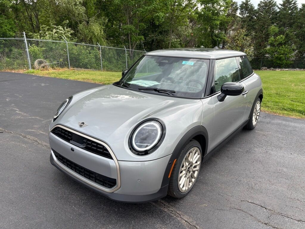 2025 MINI Hardtop