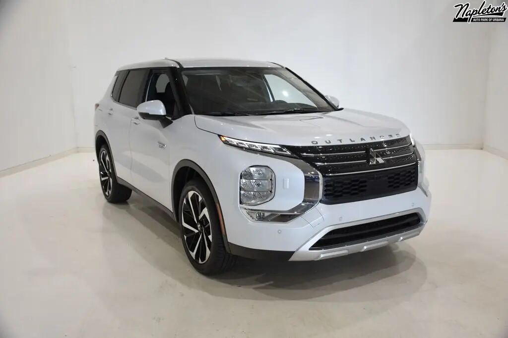 2025 MITSUBISHI Outlander