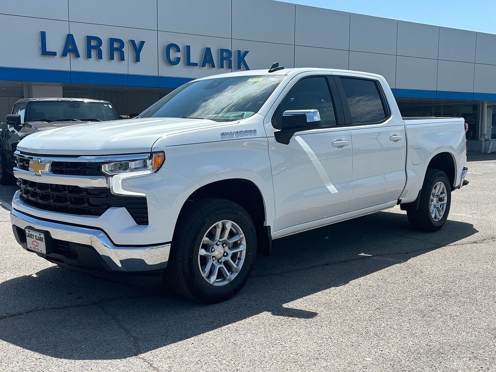 2025 CHEVROLET Silverado