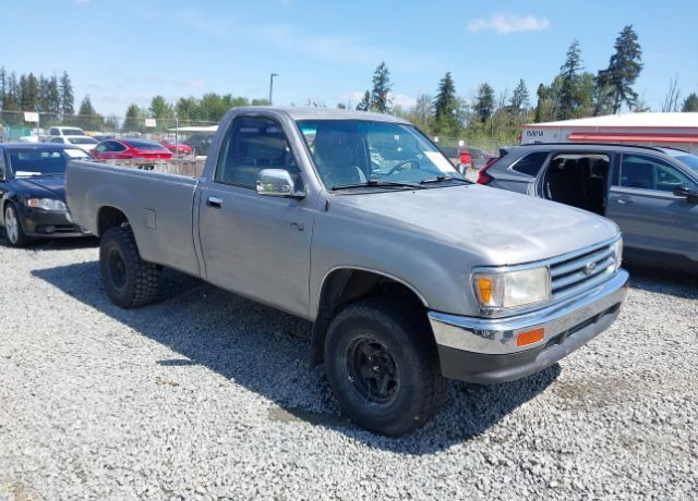 Toyota T100