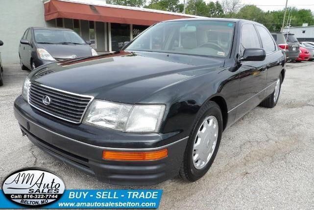 Lexus LS