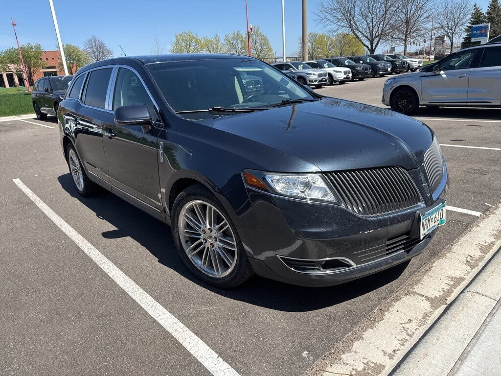 Lincoln MKT