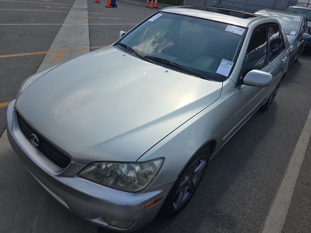 LEXUS