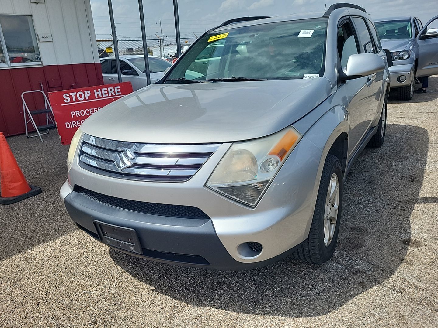 Suzuki XL7