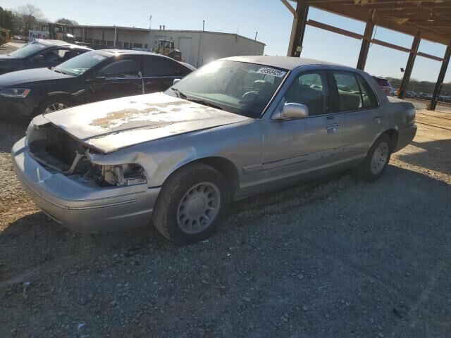 Ford Crown Victoria