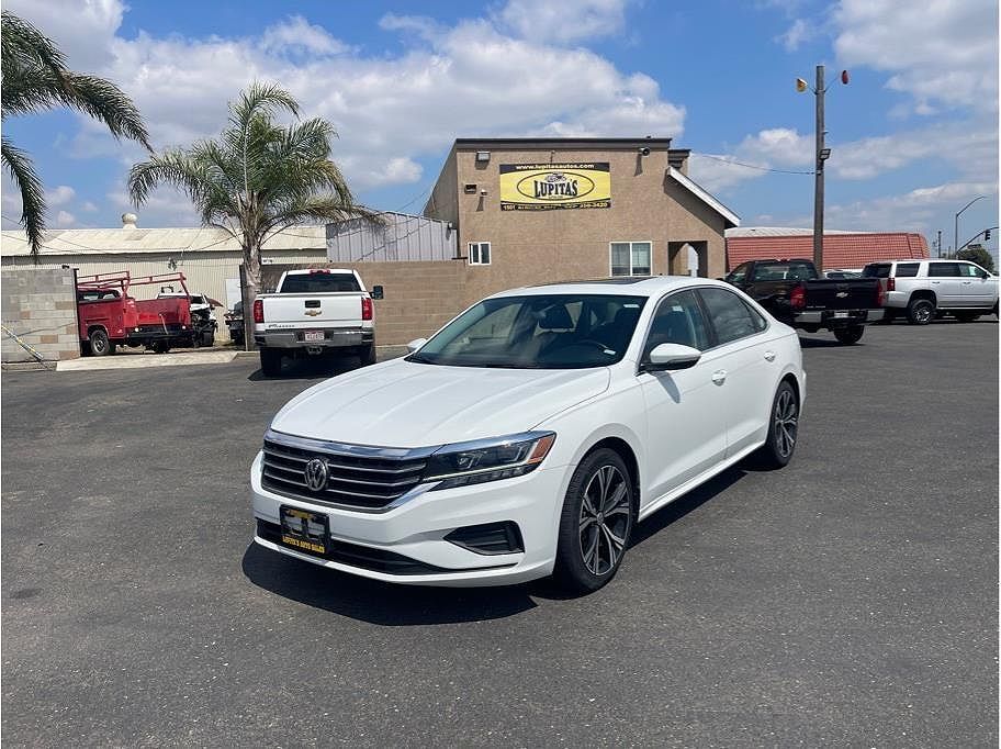 2022 VOLKSWAGEN Passat