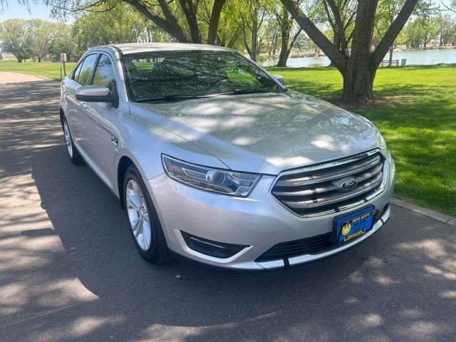 2018 FORD Taurus