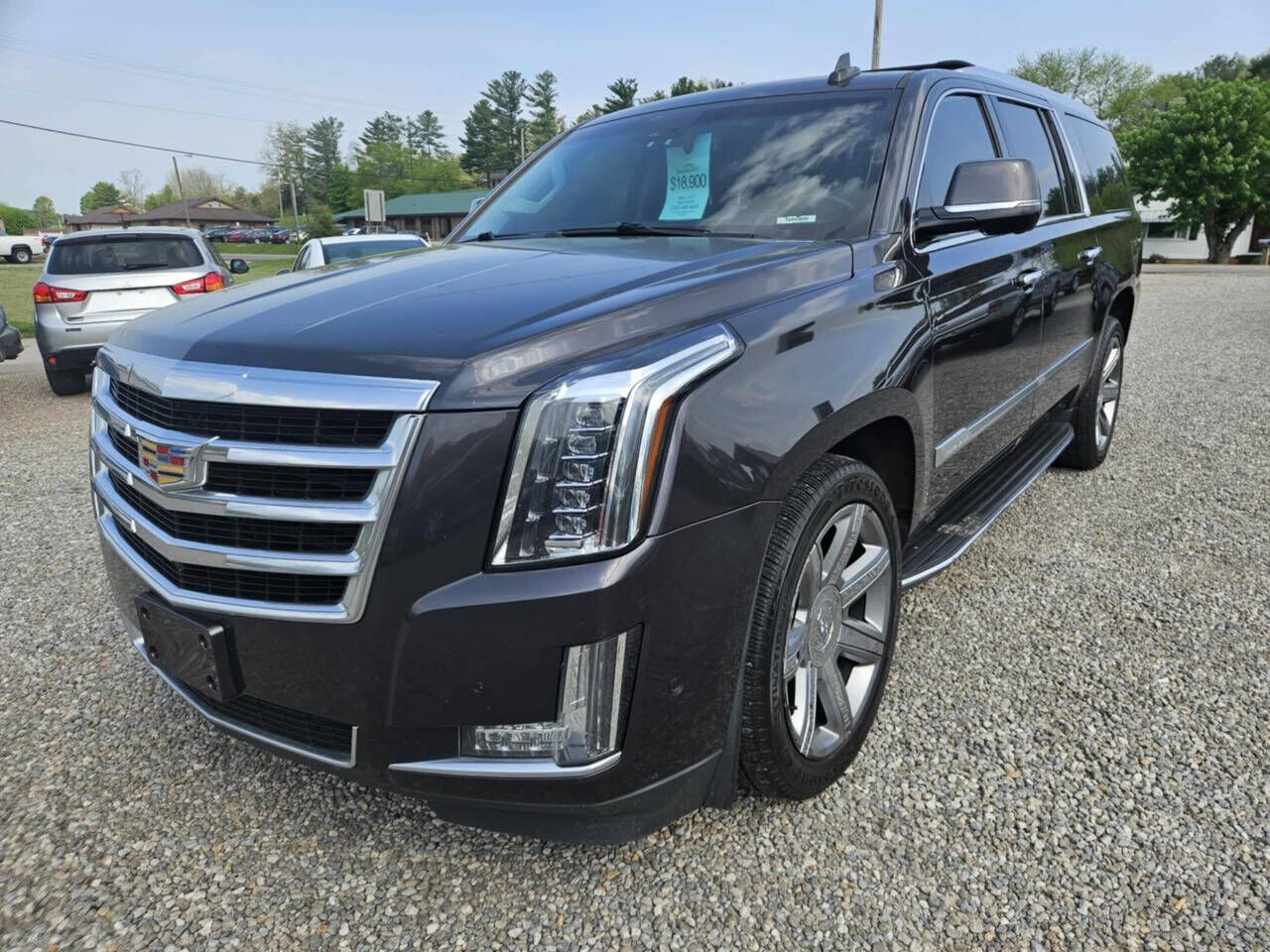 2017 CADILLAC Escalade ESV