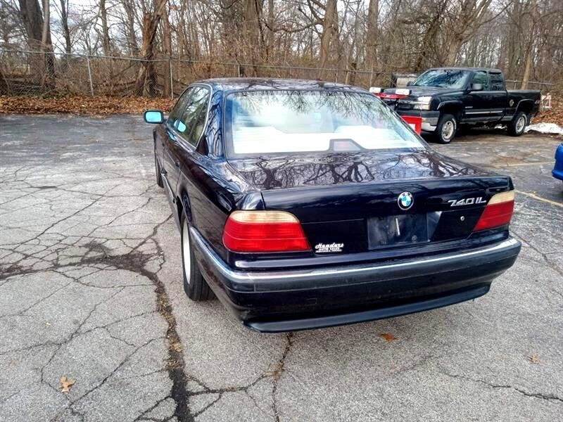 BMW 740iL