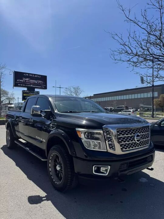 Nissan Titan