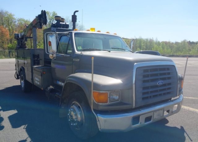 Ford F-800