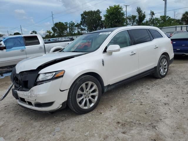 Lincoln MKT