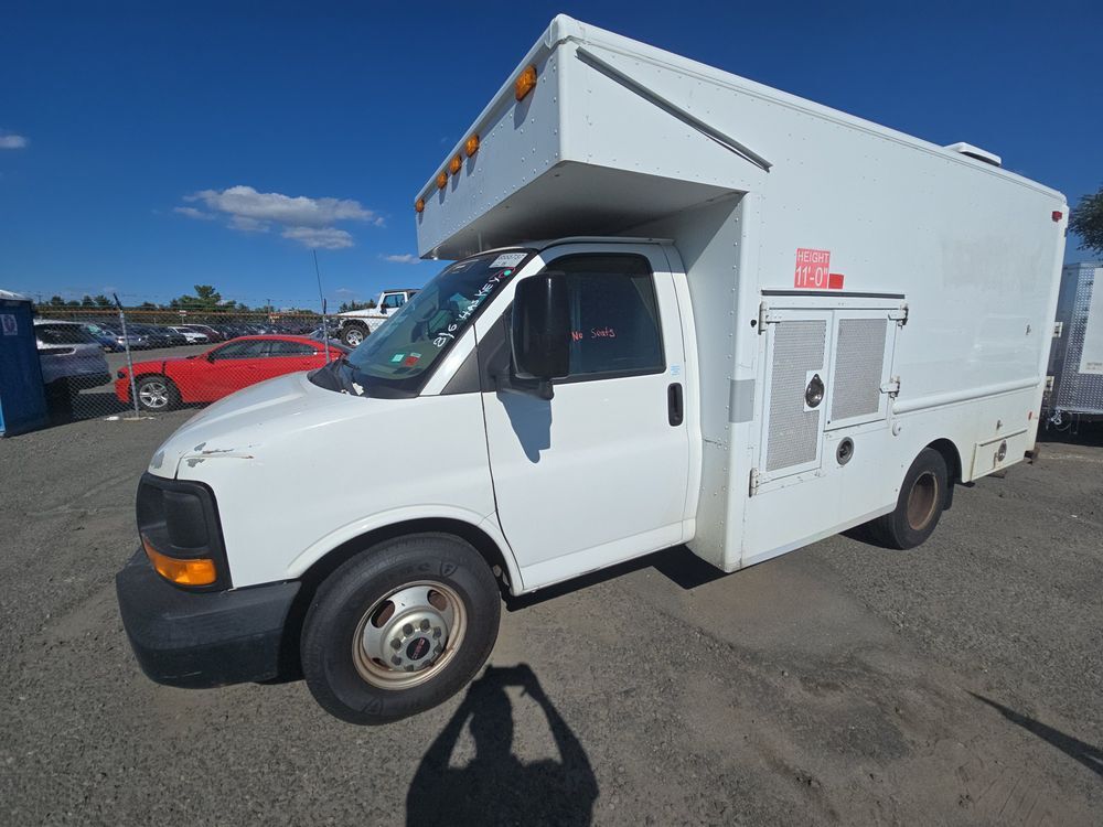 GMC Savana