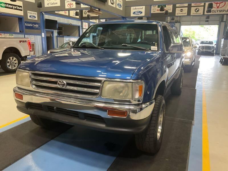 Toyota T100