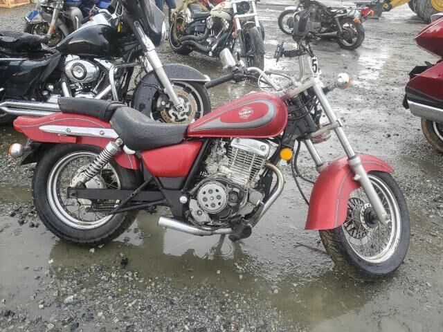 Suzuki GZ250
