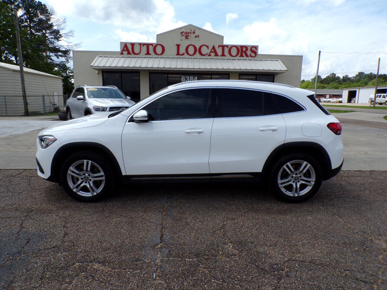 2023 MERCEDES-BENZ GLA-Class