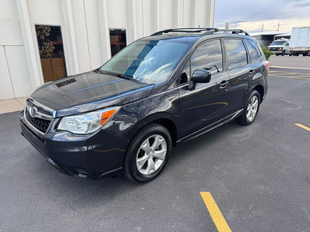 2015 SUBARU Forester