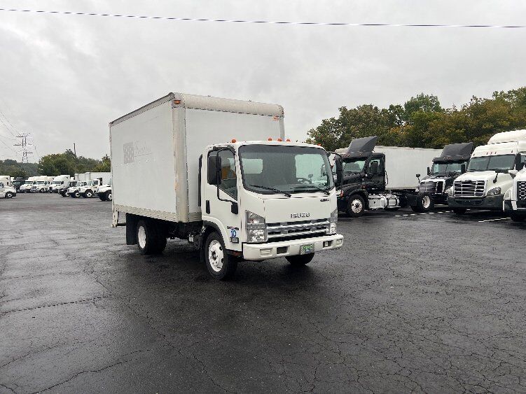 ISUZU