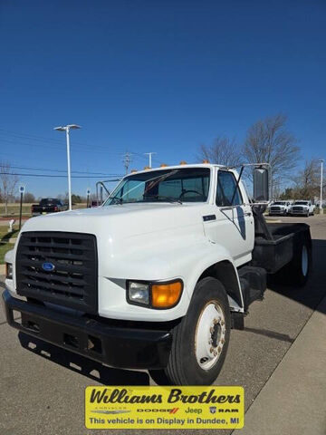 Ford F-800