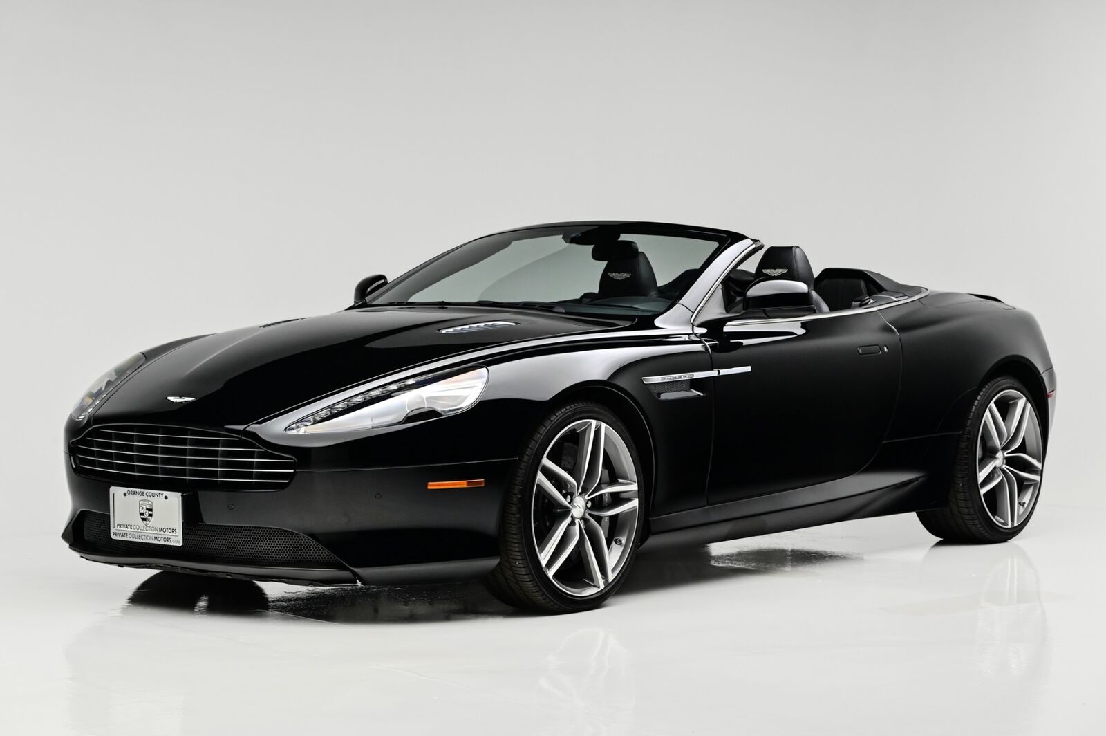 Aston Martin DB9