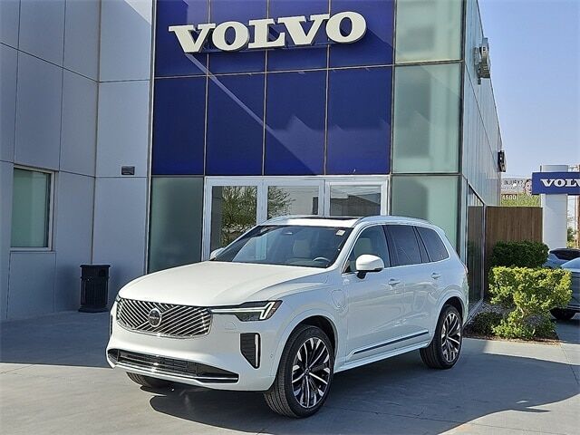 2025 VOLVO XC90