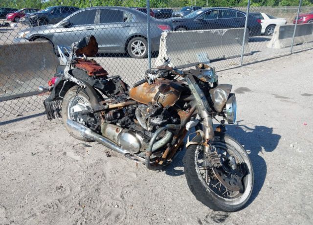 Suzuki VL800/VL800C/VL800T