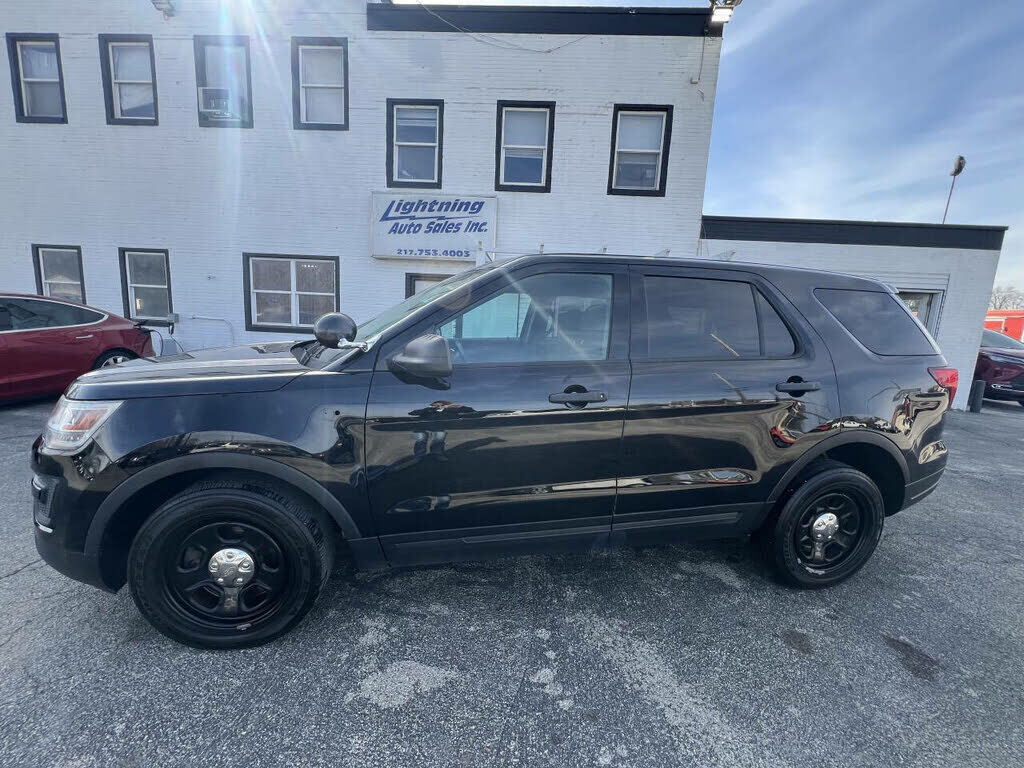 2018 FORD Explorer