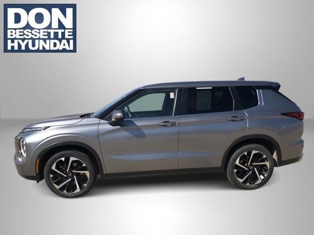 2024 MITSUBISHI Outlander