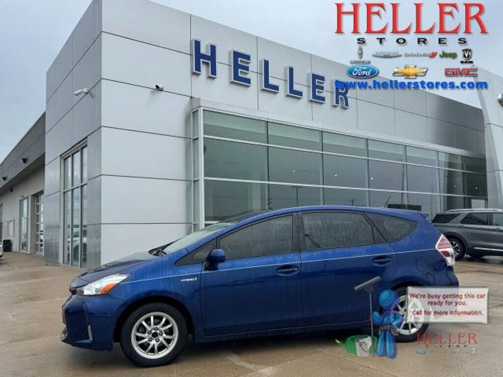 Toyota Prius V