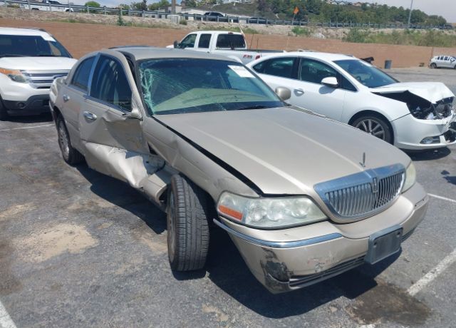 Lincoln Town Car